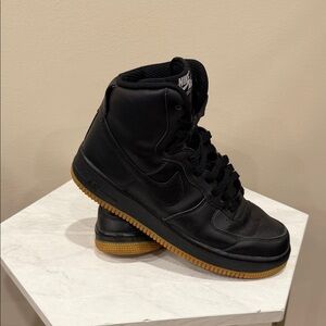 🔥Nike Air Black High-Tops with Gum Sole🔥